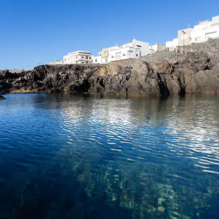 Home2book Stunning Sea Front House El Escobonal