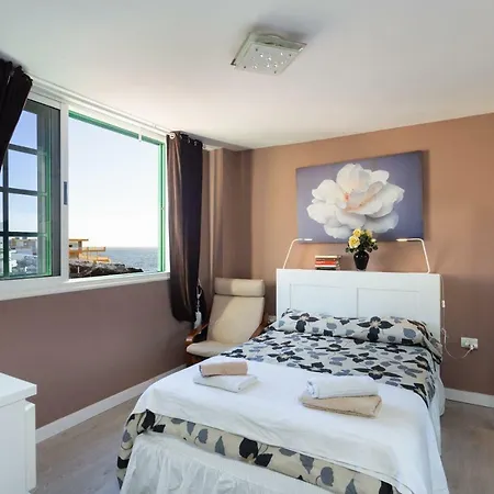 بيت للعطل Home2book Stunning Sea Front House El Escobonal