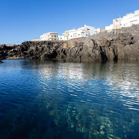 Home2book Stunning Sea Front House El Escobonal